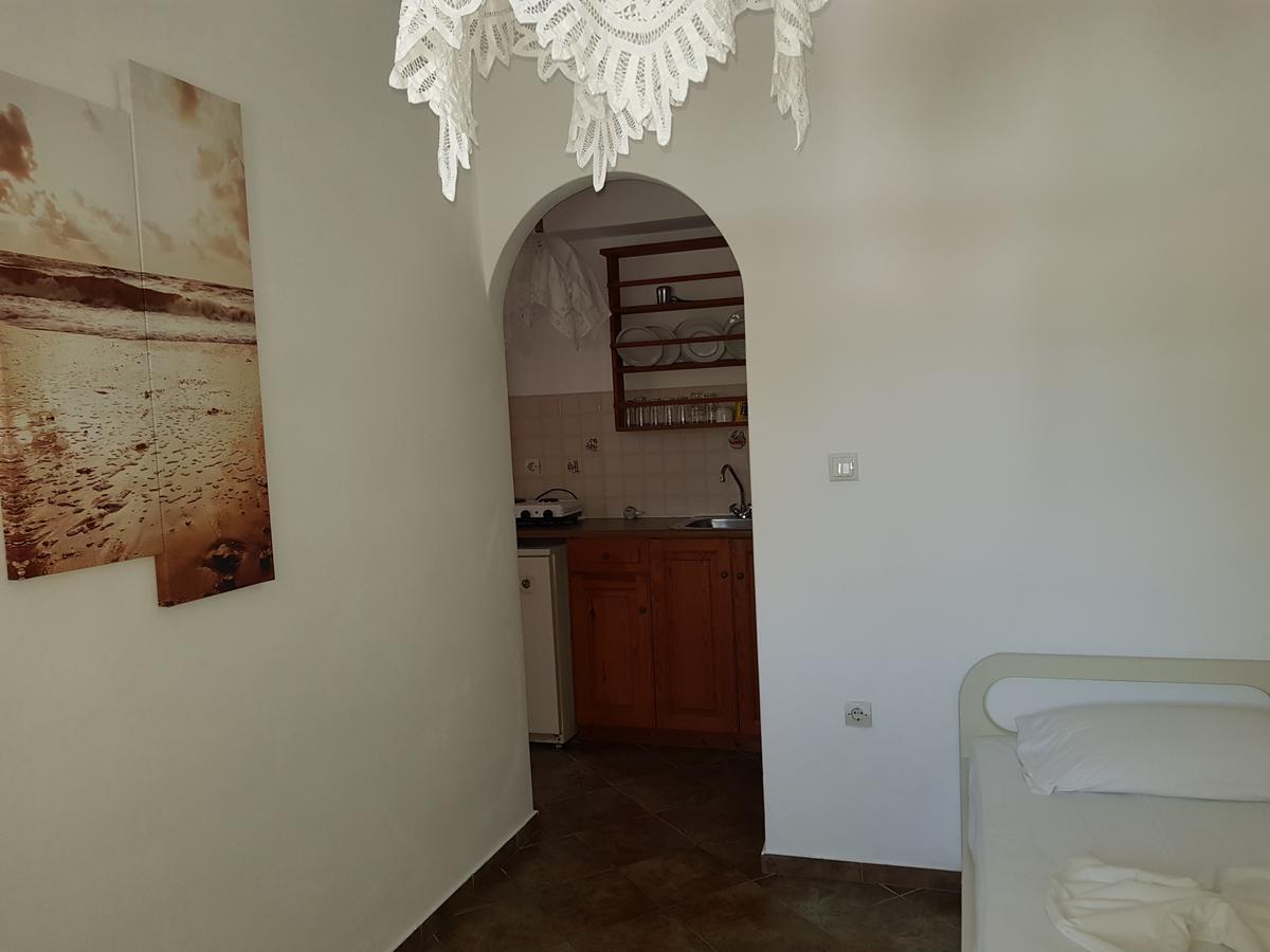 Ragoussis House Apartment Logaras Exterior photo